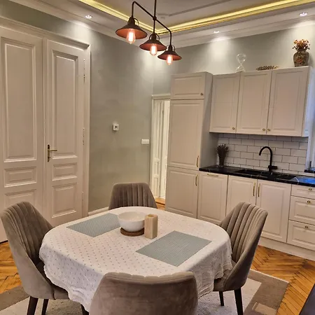Sophie - 75 Sqm - Free Car Garage Apartment Sarajevo