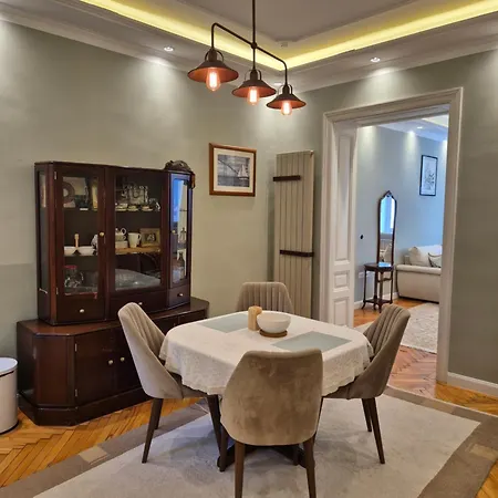 Sophie - 75 Sqm - Free Car Garage